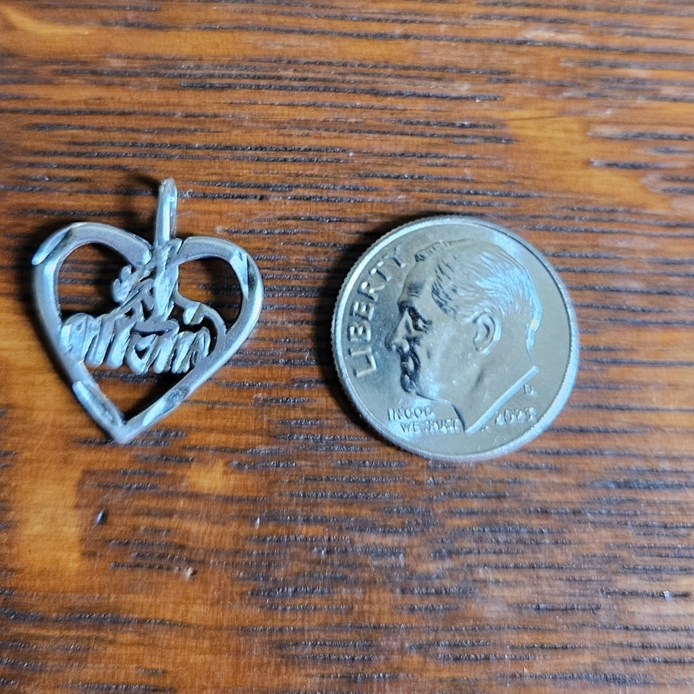 Sterling silver "mom" charm